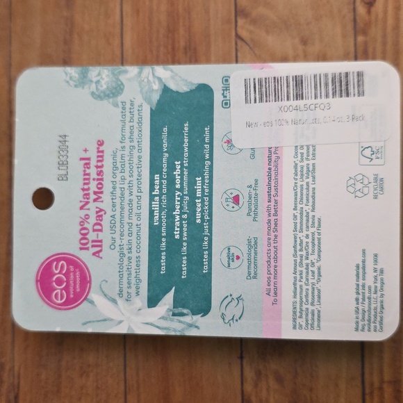 eos Organic Lip Balm Trio 3-Pack - Vanilla, Strawberry, Mint 100% Natural - Picture 3 of 6